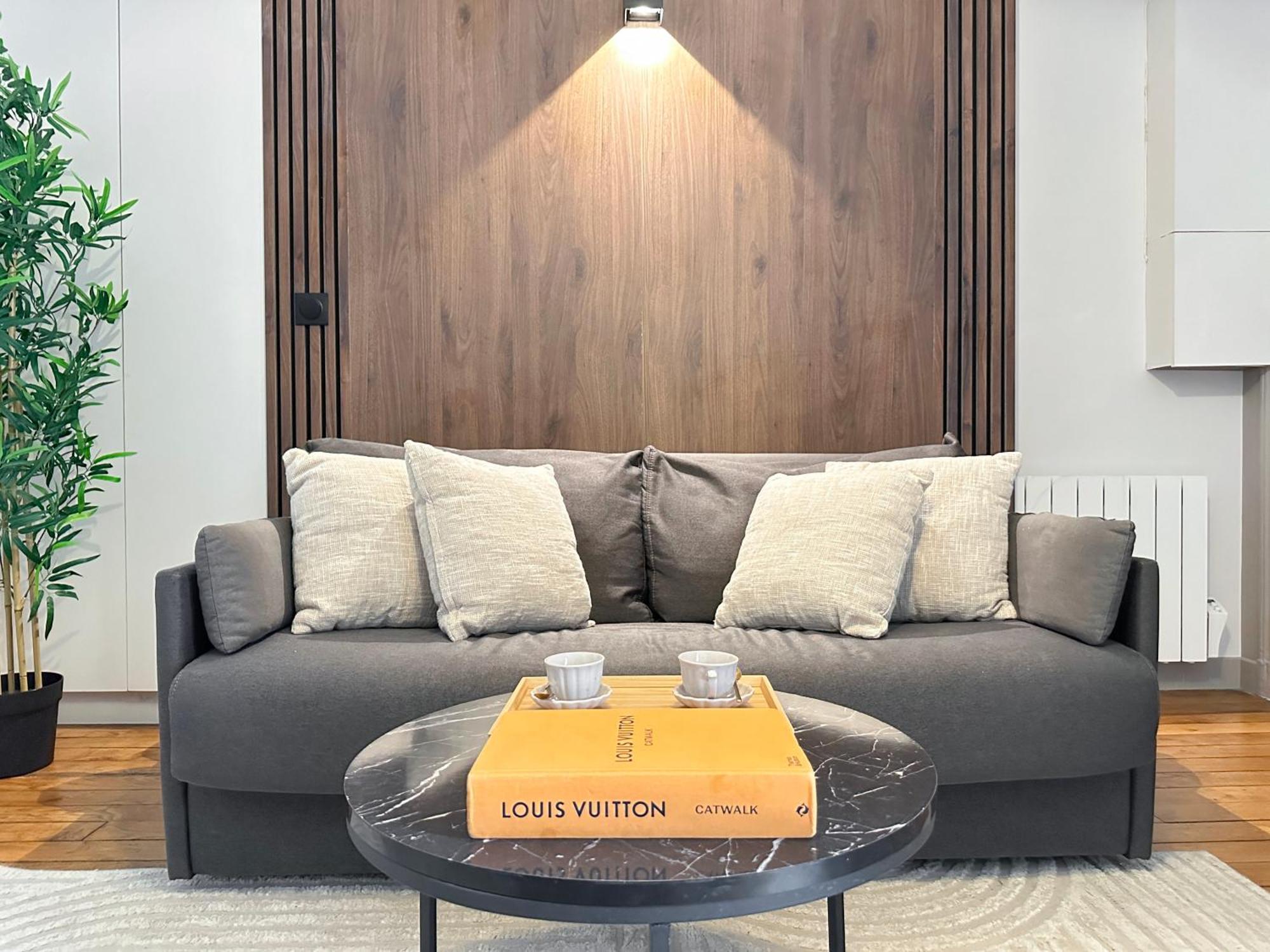Appartamento Unique Flat Near Louvre & Palais Royal Parigi Esterno foto