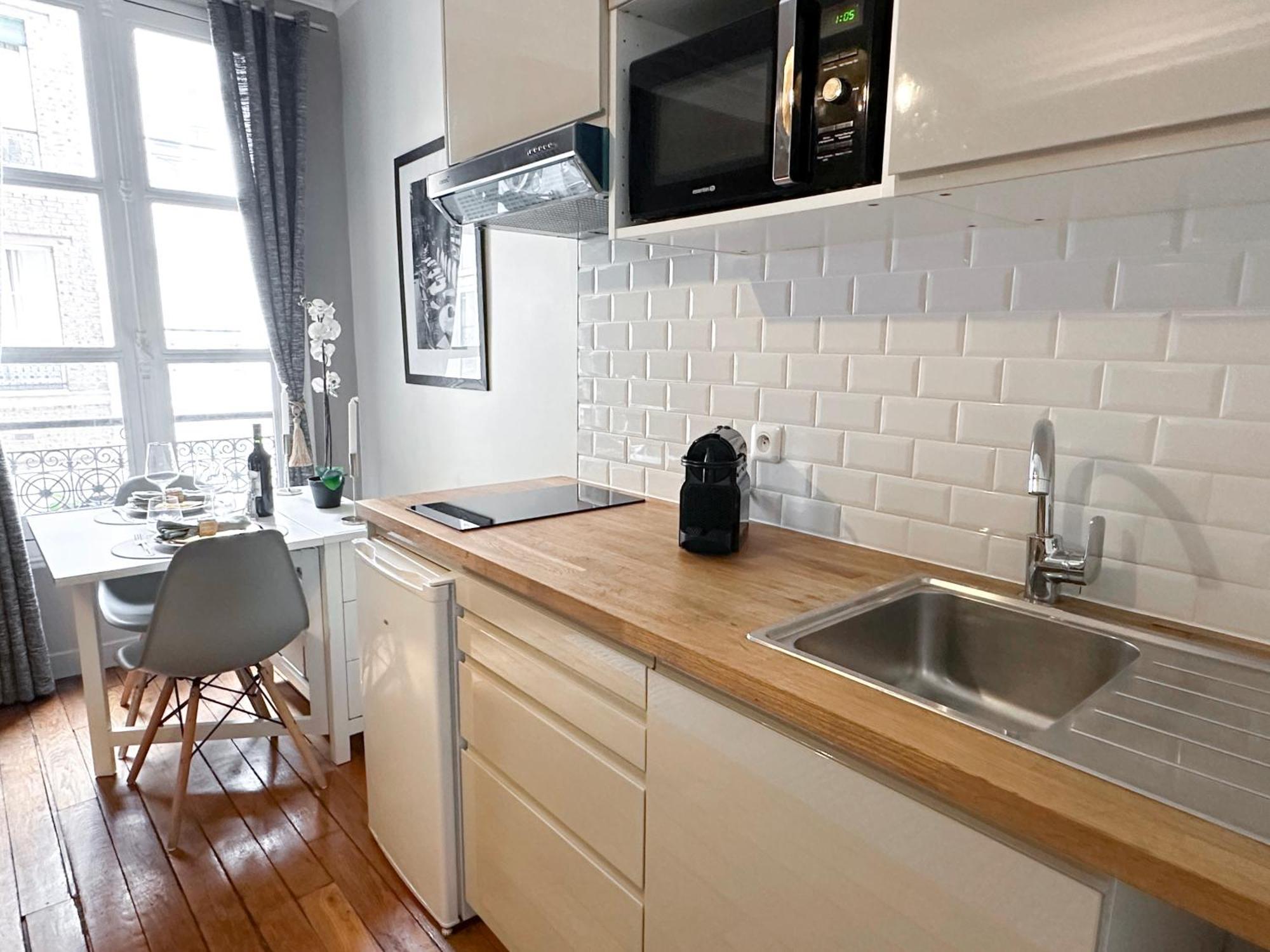 Appartamento Unique Flat Near Louvre & Palais Royal Parigi Esterno foto