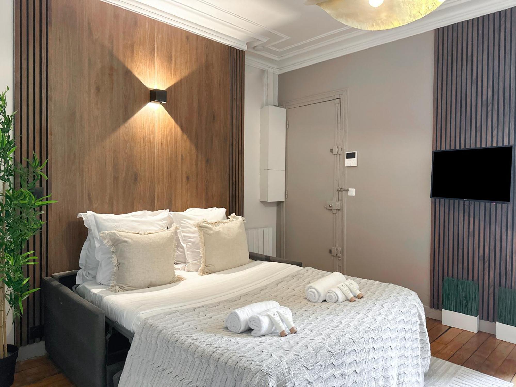 Appartamento Unique Flat Near Louvre & Palais Royal Parigi Esterno foto